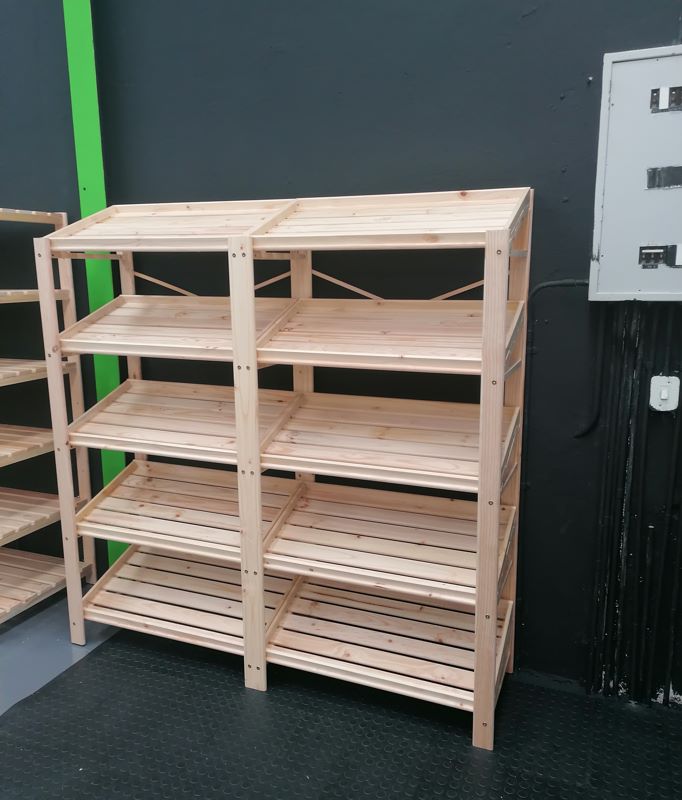 Custom Shelves Cape Gate Shelving